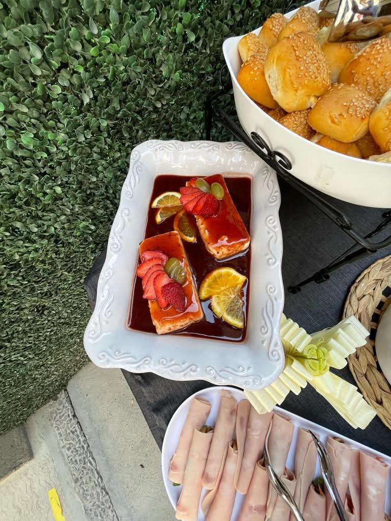 Platillos y pan para coffe break